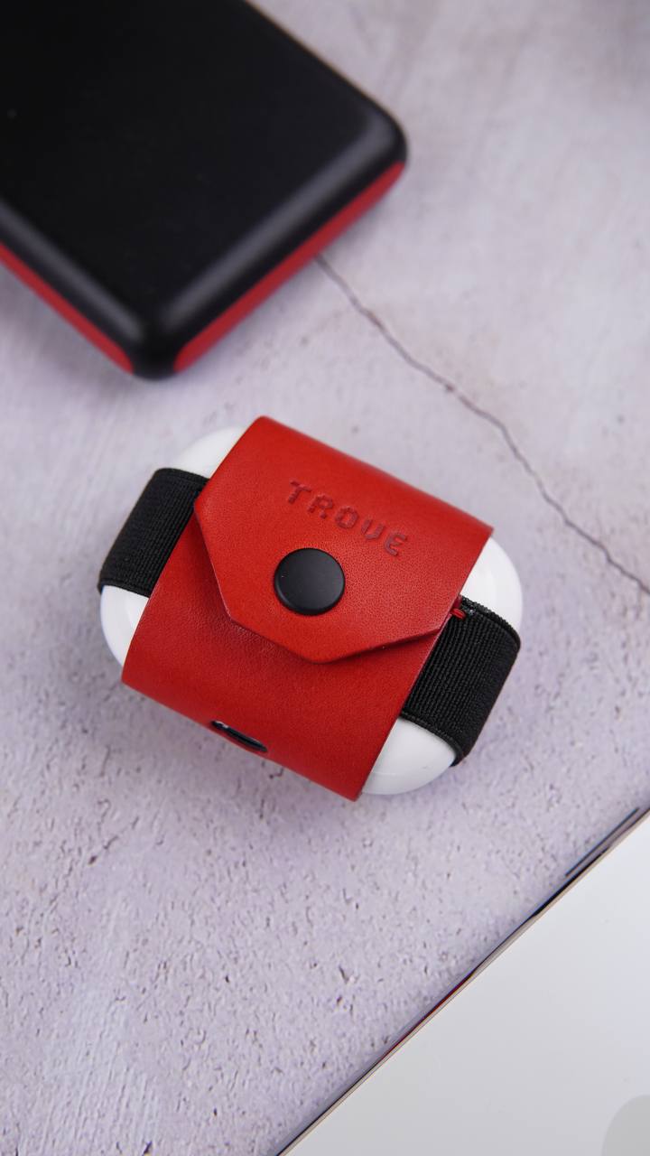 TROVE Pod Pocket PRO: Red/Black Leather